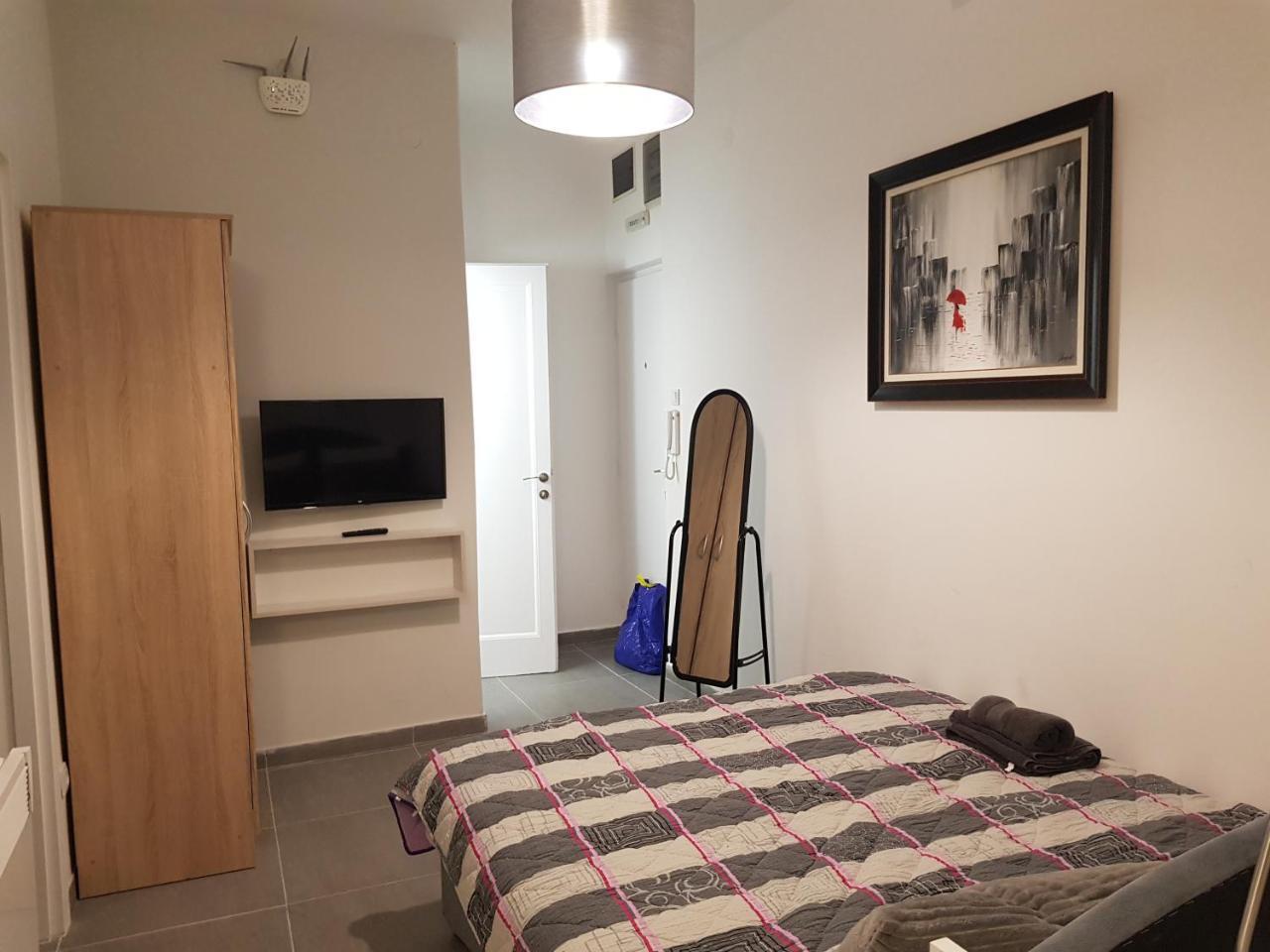 Lux In 2 Appartamento Belgrado